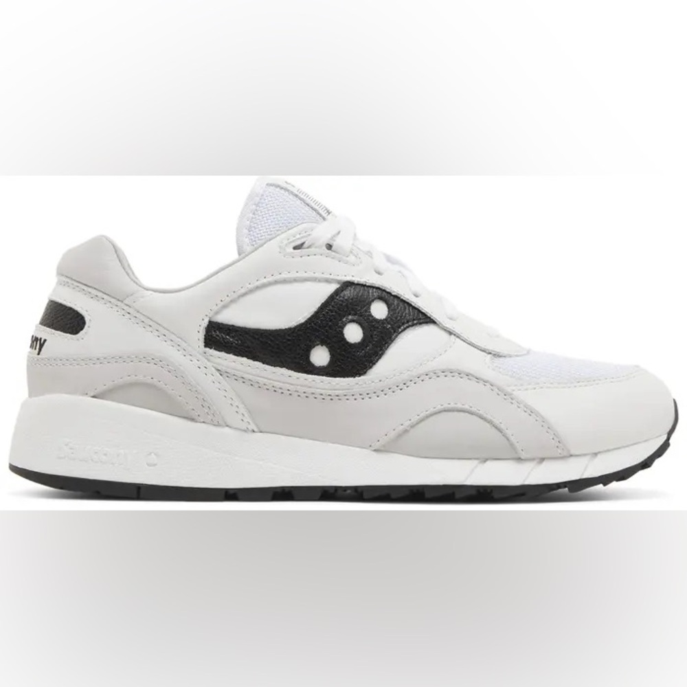 2022
Shadow 6000 'White Black'